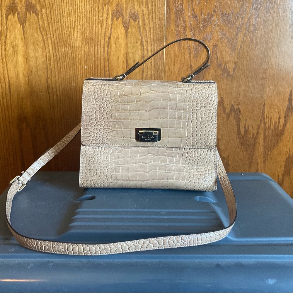 Elegant Kate Spade knightsbridge Doris Beige Crocodile-Embossed Handbag